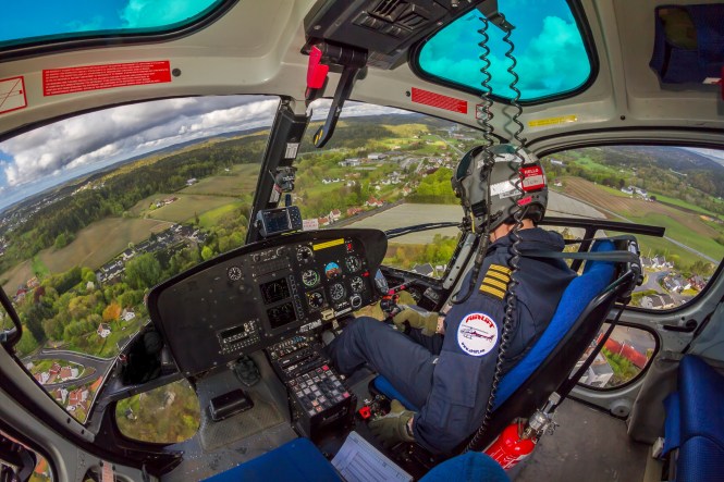 Doing longline work in Lillesand. Equipment for a telecom-site. 